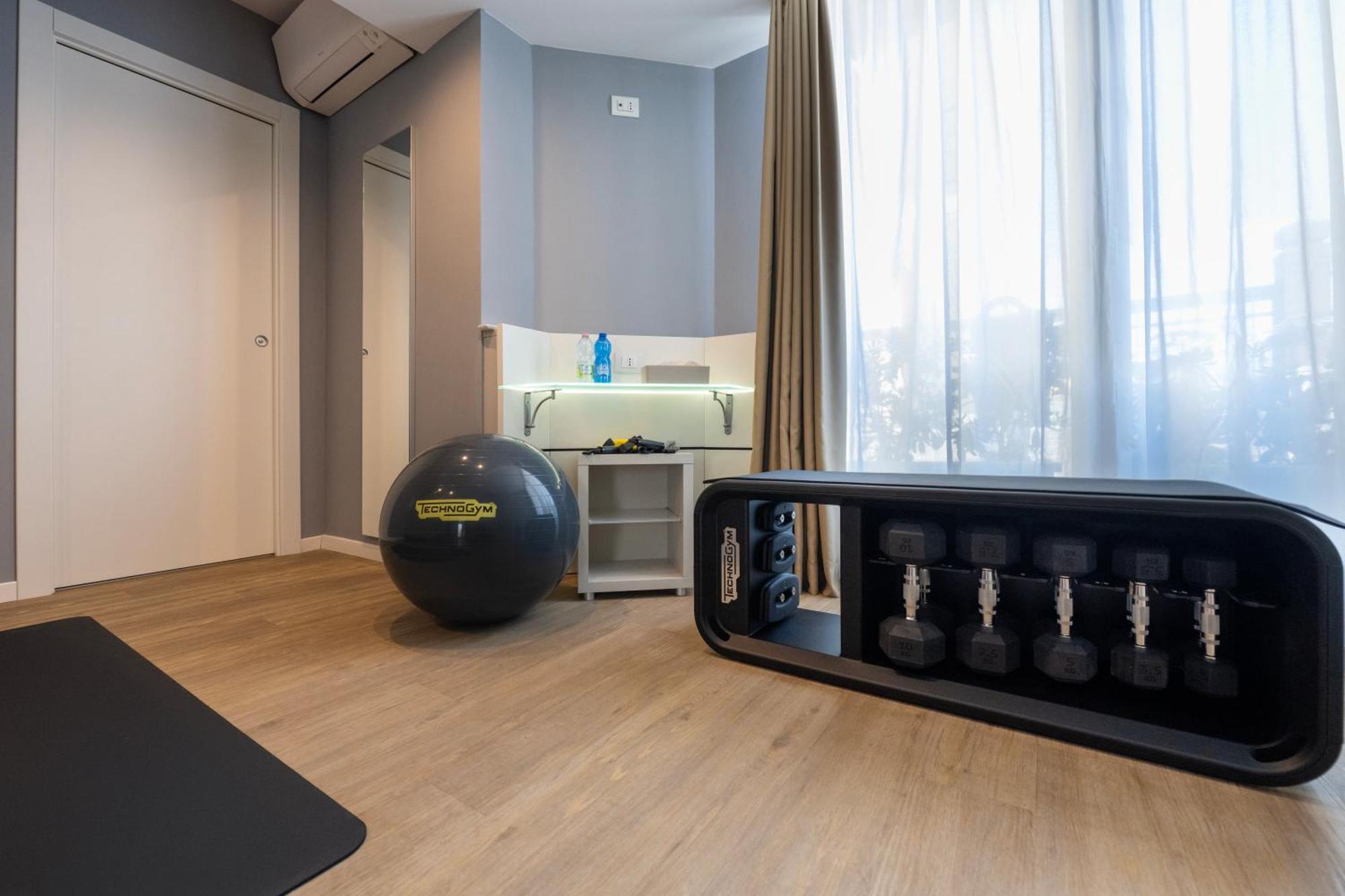 קאורלה Hotel Astoria מראה חיצוני תמונה